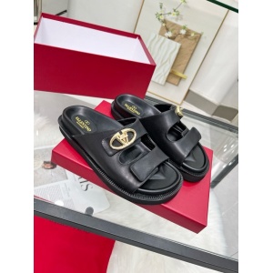 $82.00,Valentino Slippers For Women # 290486