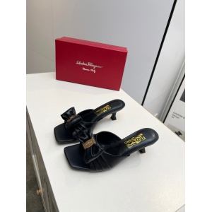 $79.00,Ferragame Slippers For Women # 290508