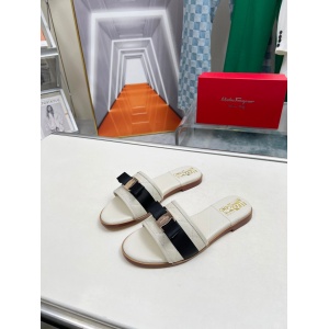 $79.00,Ferragamo Slippers For Women # 290527