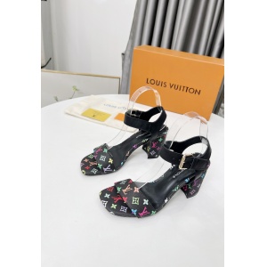$82.00,Louis Vuitton Sandals For Women # 290532