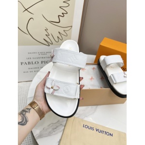 $79.00,Louis Vuitton Sandals For Women # 290562