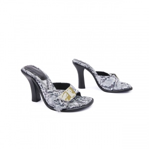 $85.00,Burberry Sandals For Women # 290572