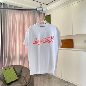 $32.00,Louis Vuitton Short Sleeve T Shirt For Men # 290816