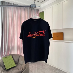 $32.00,Louis Vuitton Short Sleeve T Shirt For Men # 290817