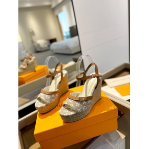 $110.00,Louis Vuitton Sandals For Women # 290830