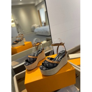 $110.00,Louis Vuitton Sandals For Women # 290834