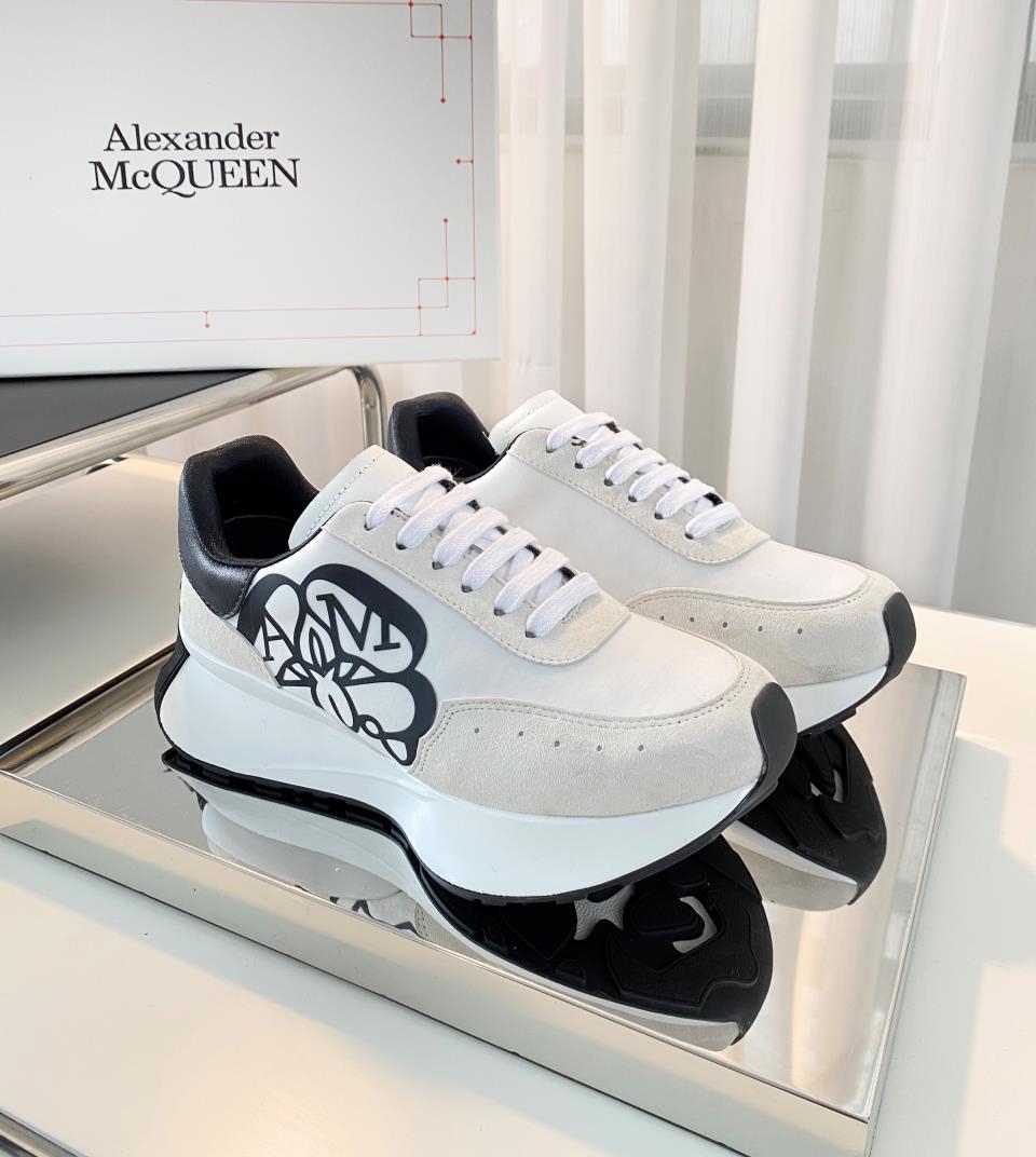 Alexander McQueen Casual Sneakers Unisex # 290327