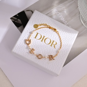 $28.00,Dior Bracelet For Women # 291772