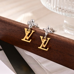 $28.00,Louis Vuitton Earrings For Women # 291796