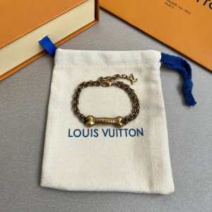$49.00,Louis Vuitton Bracelets For Women # 291815