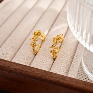 $26.00,Louis Vuitton Earrings For Women # 291822