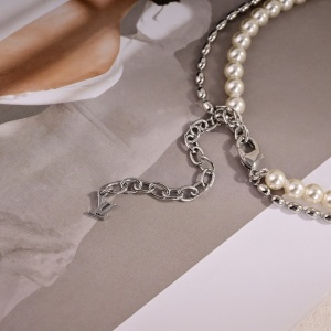 $36.00,Chanel Earrings For Women # 291848