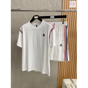 $65.00,Moncler Tracksuits For Men # 291911