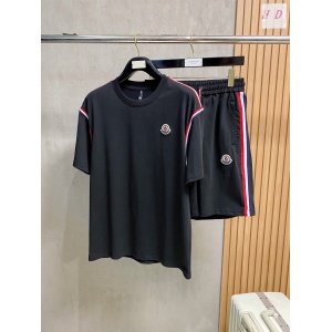 $65.00,Moncler Tracksuits For Men # 291912