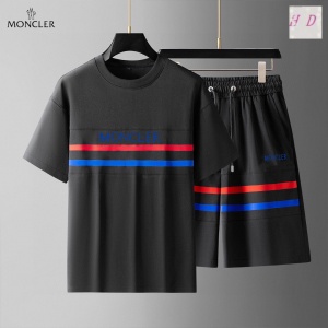 $65.00,Moncler Tracksuits For Men # 291926