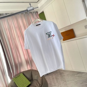 $32.00,Louis Vuitton Short Sleeve Shirts For Men # 291983