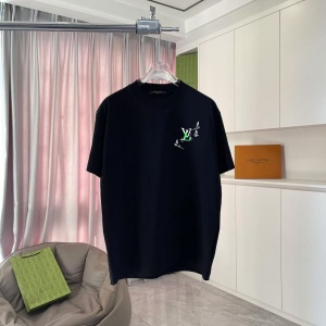 $32.00,Louis Vuitton Short Sleeve Shirts For Men # 291990