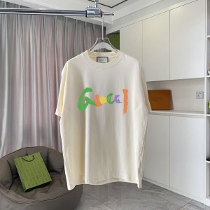 $32.00,Gucci Short Sleeve Shirts For Men # 292058