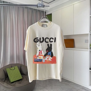 $32.00,Gucci Short Sleeve Shirts For Men # 292073