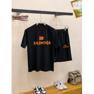 $65.00,Balenciaga Tracksuits For Men # 292122