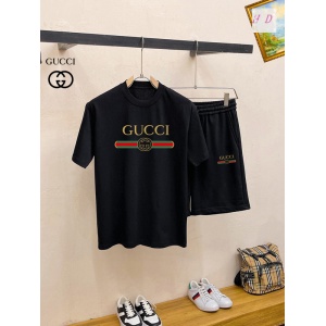 $65.00,Gucci Tracksuits For Men # 292123
