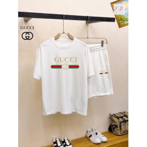 $65.00,Gucci Tracksuits For Men # 292124