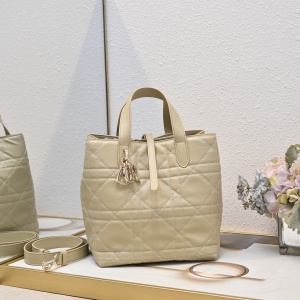 $115.00,Dior Handbag For Women # 292182