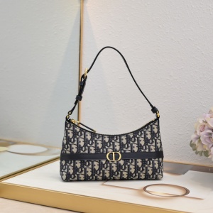 $95.00,Dior Handbag For Women # 292188