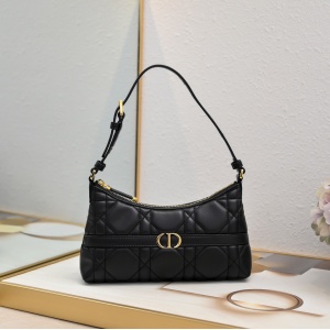 $95.00,Dior Handbag For Women # 292189