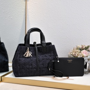 $99.00,Dior Handbag For Women # 292211