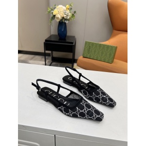 $85.00,Gucci Sandals For Women # 292258