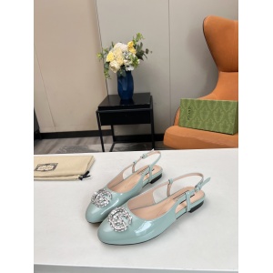 $85.00,Gucci Sandals For Women # 292271