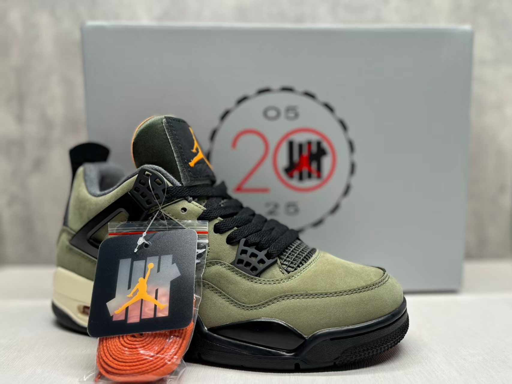 Air Jordan 4 Retro Unisex # 291752
