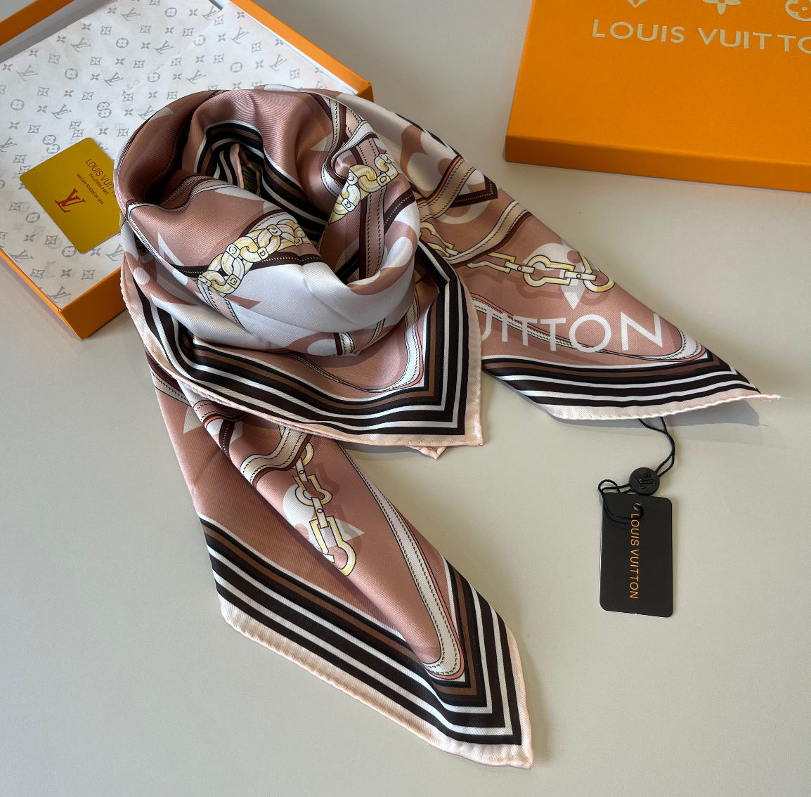 Louis Vuitton Scarves For Women # 292516
