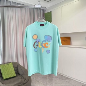 $33.00,Gucci Short Sleeve T Shirts For Men # 293408