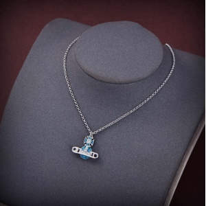 $32.00,Vivienne Westwood Necklace For Women # 293757