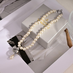 $32.00,Vivienne Westwood Necklace For Women # 293872