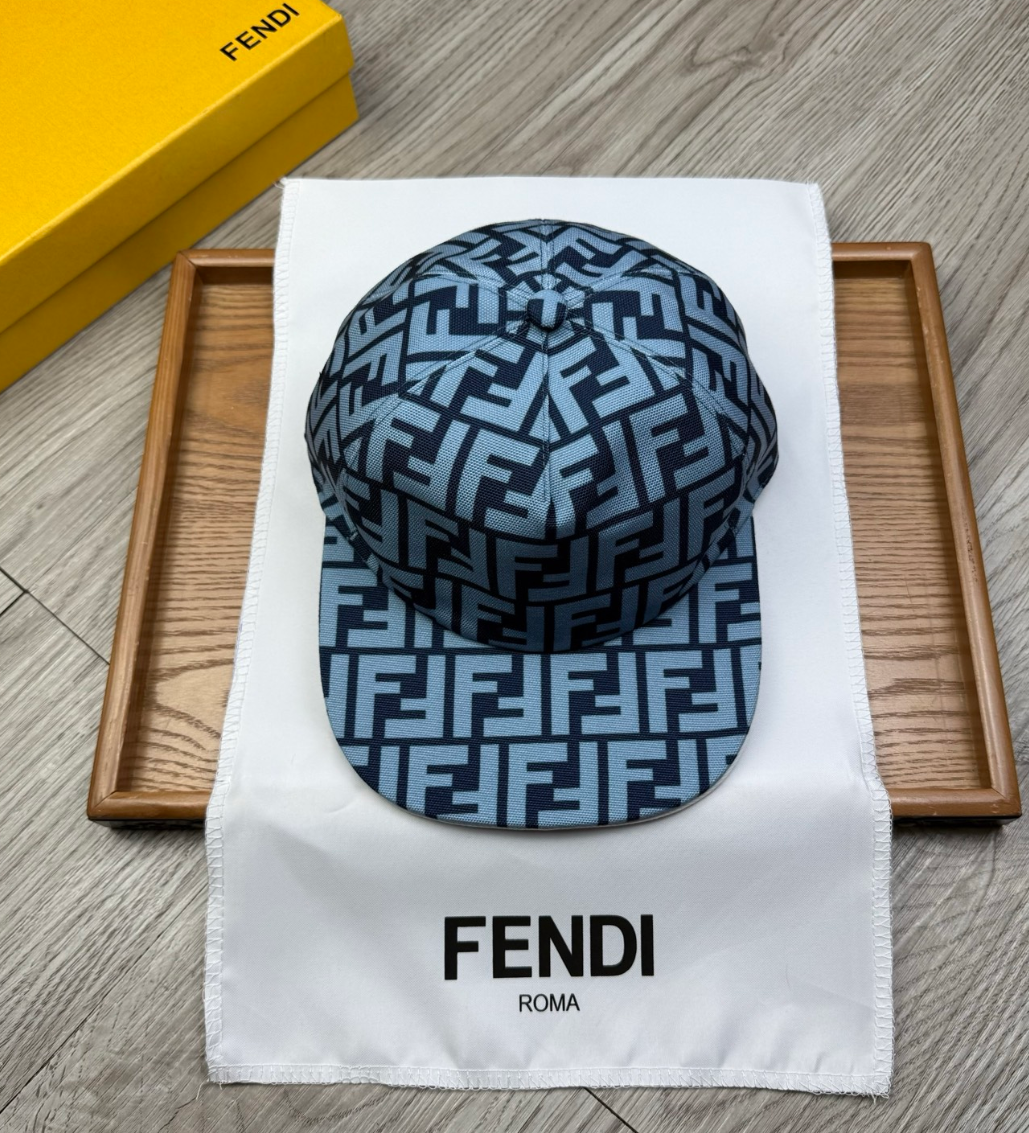 Fendi Snapback Unisex # 292681