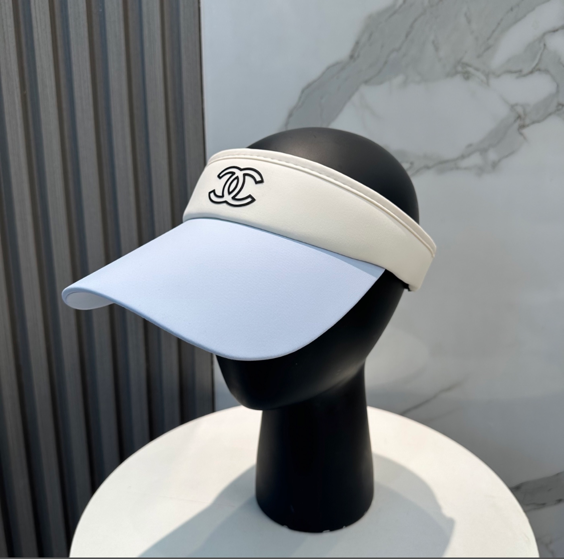 Chanel Hats Unisex # 292742