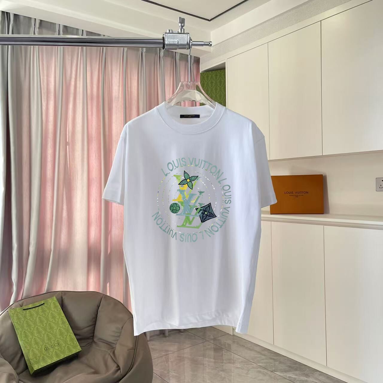Louis Vuitton Short Sleeve T Shirt Unisex # 293428