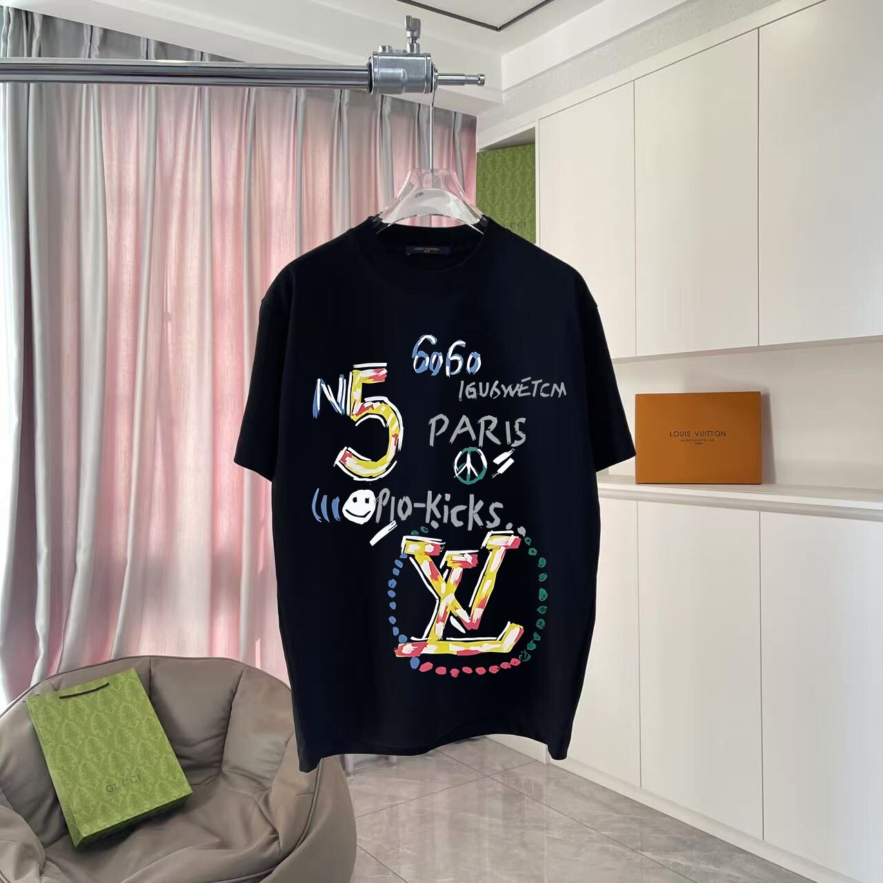 Louis Vuitton Short Sleeve T Shirt Unisex # 293459