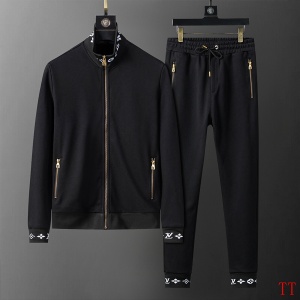 $89.00,Louis Vuitton Tracksuits For Men # 294292