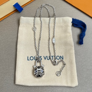 $32.00,Louis Vuitton Necklace For Women # 294573