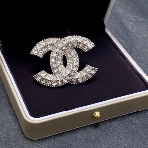 $26.00,Chanel Brooch For Women # 294629