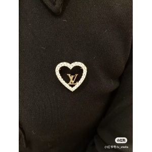 $26.00,Louis Vuitton Brooch For Women # 294662