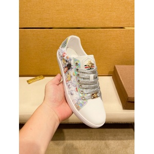 $89.00,Gucci Sneakers For Men # 294819
