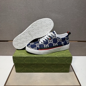 $89.00,Gucci Sneakers For Men # 294855