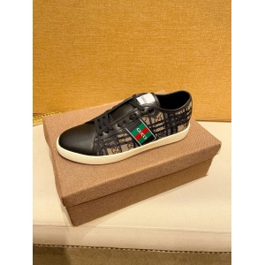 $89.00,Gucci Sneakers For Men # 294883