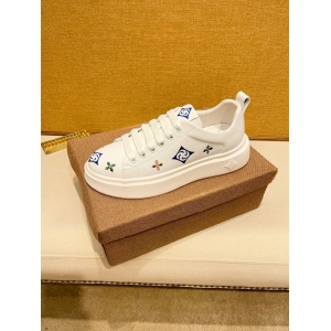 $89.00,Gucci Sneakers For Men # 294885