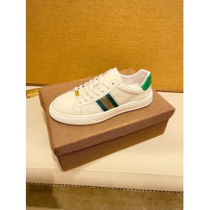 $89.00,Gucci Sneakers For Men # 294892